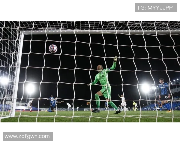 汉堡遭奥格斯堡逆转网友晒场面视频_进球瞬间惊呆！